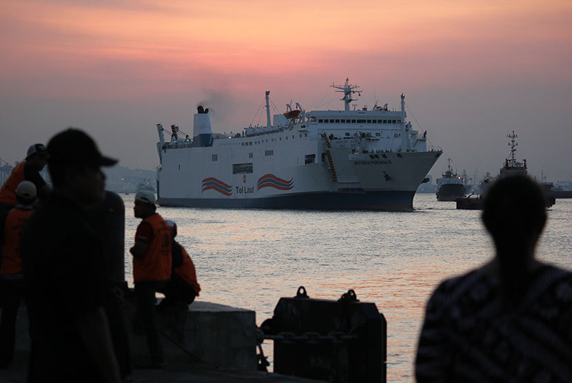Tol Laut Dikembangkan Jadi 13 Trayek